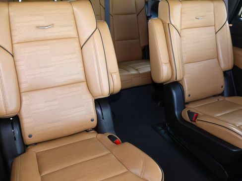 Certified 2025 Cadillac Escalade Premium Luxury w/ LPO, Floor Liner Package RWD image 26