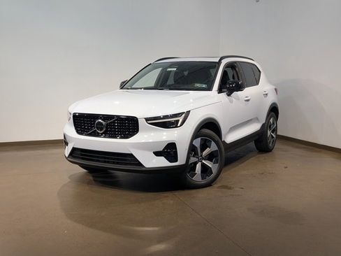New 2026 Volvo XC40 B5 Plus w/ Protection Package Premier image 1