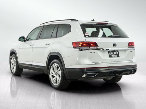 Used 2023 Volkswagen Atlas SE w/ Panoramic Sunroof Package AWD/4WD image 3