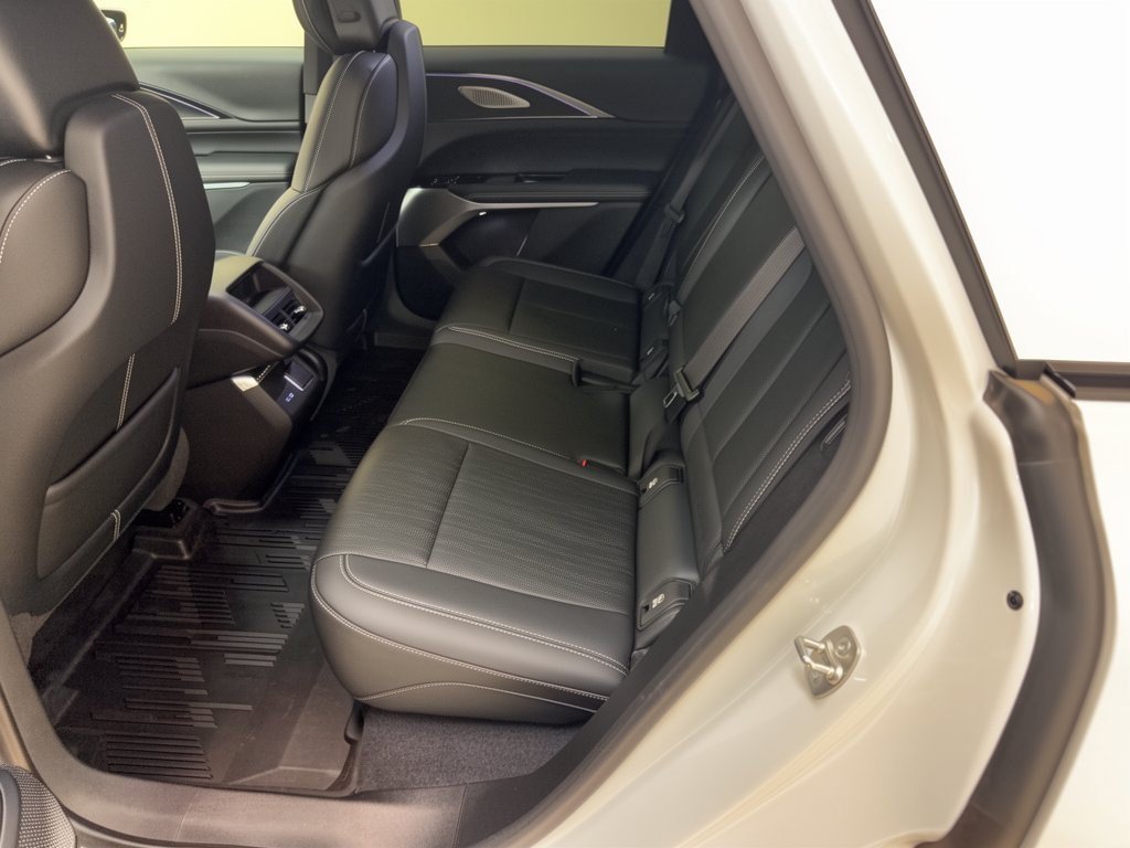 Used 2024 Cadillac Lyriq Luxury w/ LPO, Floor Liner Package RWD image 25