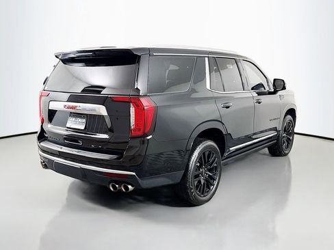 Used 2024 GMC Yukon Denali w/ Advanced Technology Package image 7