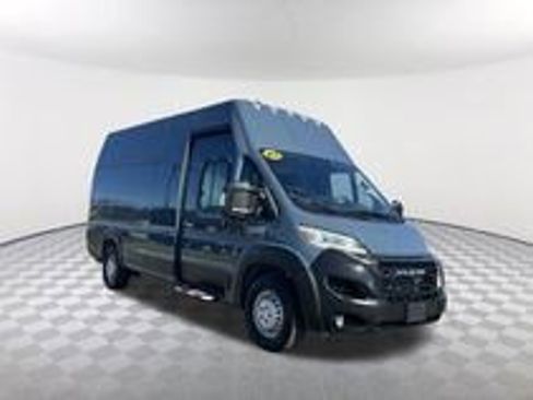 Used 2024 RAM ProMaster 3500 FWD image 2