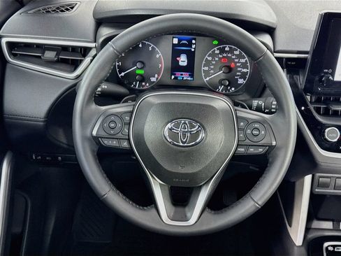 Used 2024 Toyota Corolla Cross AWD Hybrid image 40