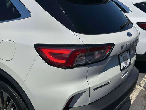 Certified 2021 Ford Escape Titanium AWD/4WD image 9