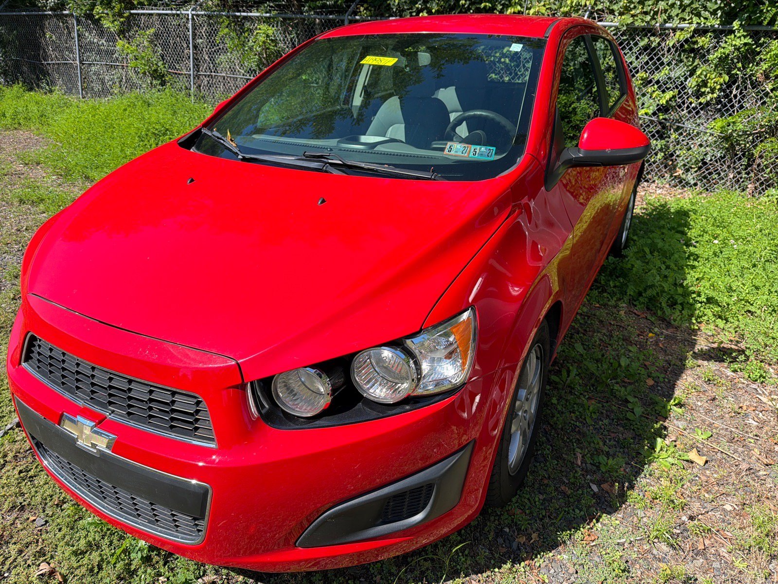Used 2016 Chevrolet Sonic LT FWD image 1
