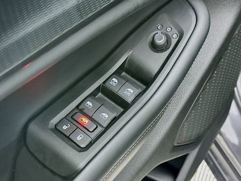 Certified 2025 Jeep Grand Cherokee L Laredo image 26