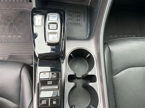 Used 2023 Hyundai Sonata Limited w/ Preferred Accessory Package image 28
