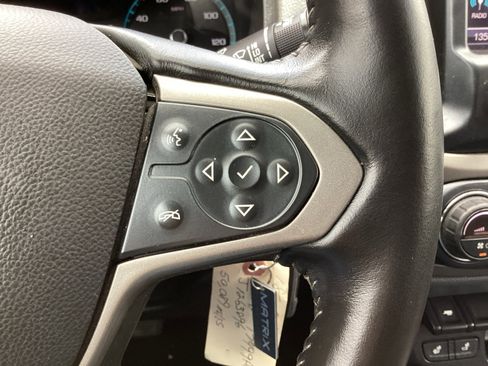Used 2018 Chevrolet Colorado Z71 AWD/4WD image 31