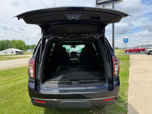 Certified 2021 Chevrolet Tahoe RST w/ Luxury Package AWD/4WD image 11