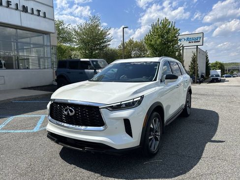 Certified 2023 INFINITI QX60 Luxe w/ Performance Audio Package AWD/4WD image 4