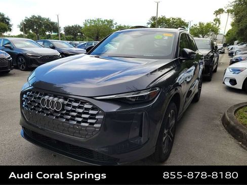 Certified 2025 Audi Q5 Premium w/ Convenience Package AWD/4WD image 4