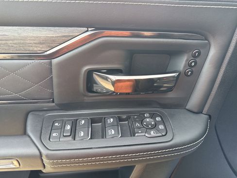 New 2026 RAM 2500 Limited image 12