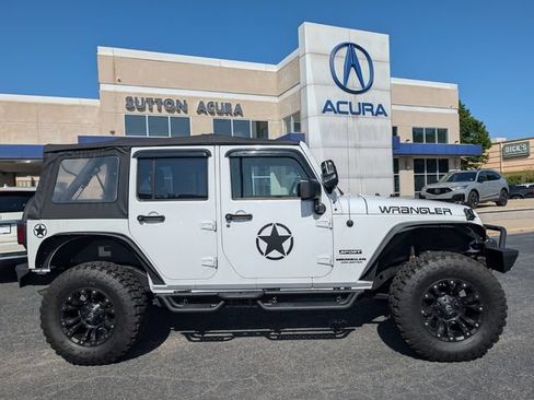 Used 2017 Jeep Wrangler Unlimited Sport AWD/4WD image 2