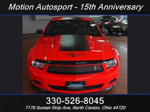 Used 2011 Ford Mustang Premium w/ 203A Rapid Spec Order Code image 4