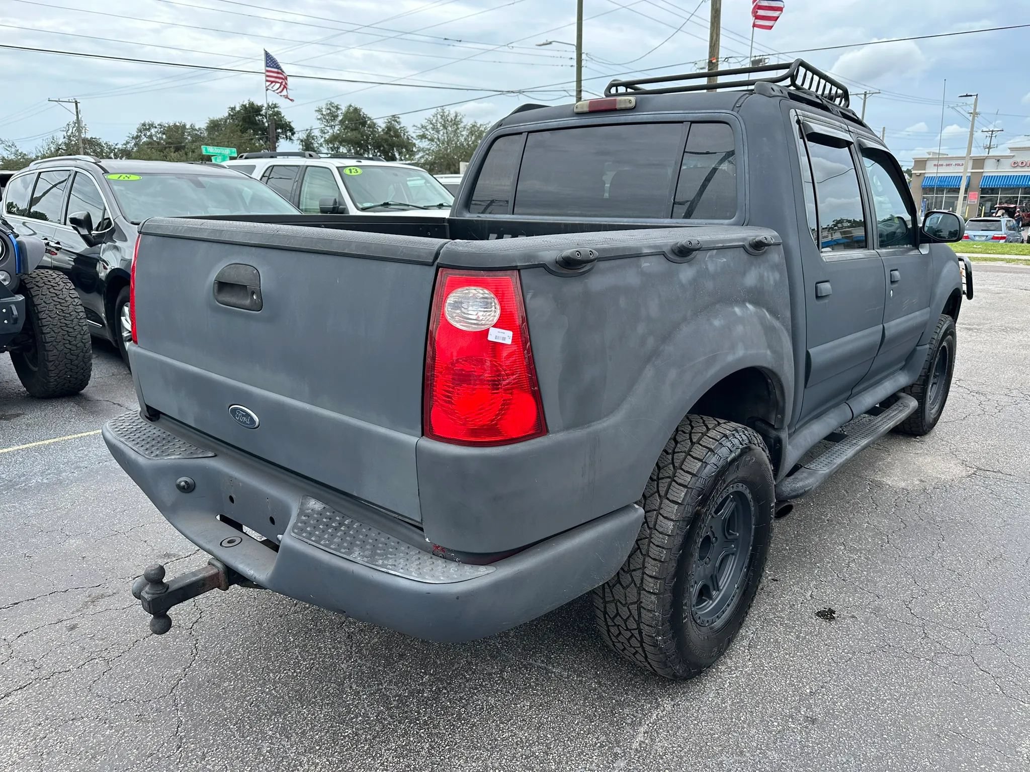 Used 2005 Ford Explorer Sport Trac XLS RWD image 5