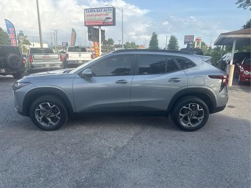 Used 2026 Chevrolet Trax LT w/ Driver Confidence Package FWD image 8