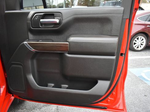 Used 2019 Chevrolet Silverado 1500 LT w/ Texas Edition AWD/4WD image 39