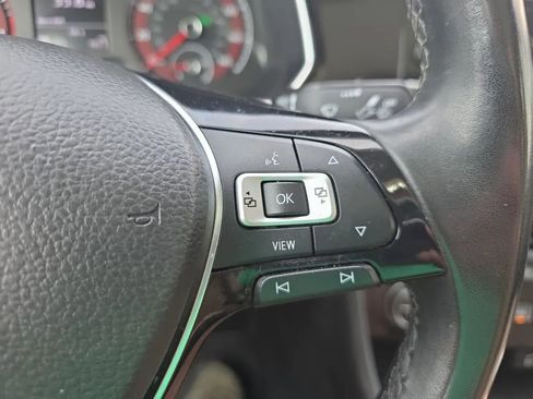 Used 2019 Volkswagen Jetta SE w/ Cold Weather Package image 20