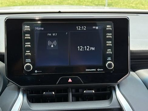 Used 2022 Toyota Venza XLE AWD/4WD image 12