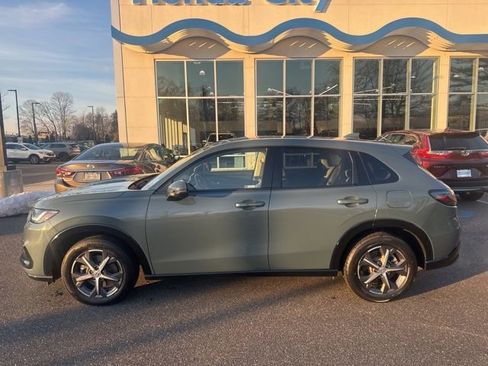 Used 2023 Honda HR-V EX-L image 5