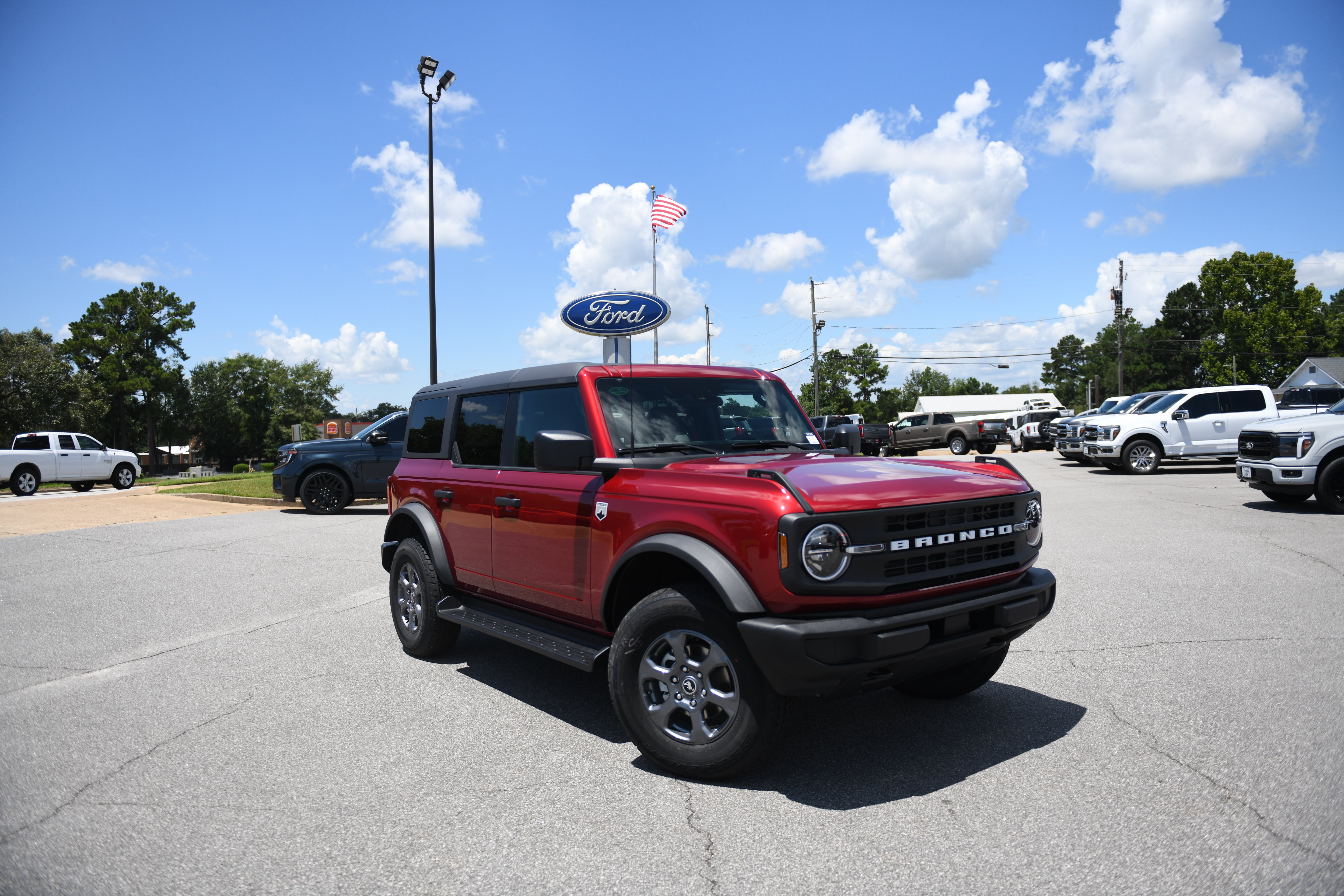 New 2026 Ford Bronco Big Bend AWD/4WD image 2