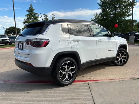 Used 2025 Jeep Compass Limited AWD/4WD image 6