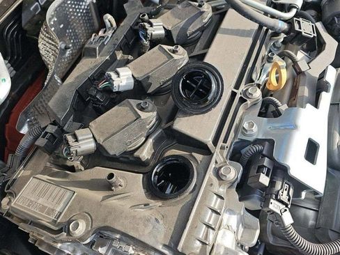 Used 2024 Toyota Corolla Cross XSE w/ Convenience Package image 10