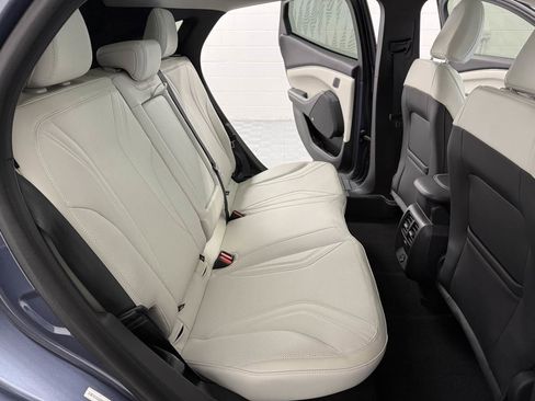 Used 2021 Ford Mustang Mach-E Premium image 13