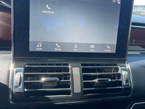Used 2019 Lincoln Navigator Premiere AWD/4WD image 43