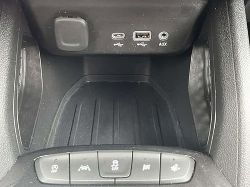 Used 2022 Chevrolet TrailBlazer RS FWD image 26