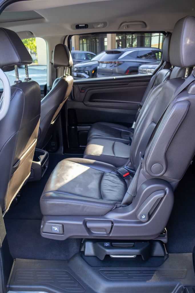 Used 2018 Honda Odyssey EX-L image 14