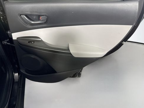 Used 2022 Hyundai Kona SEL FWD image 28