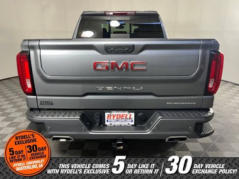 Used 2022 GMC Sierra 1500 Denali w/ Denali Premium Package AWD/4WD image 4
