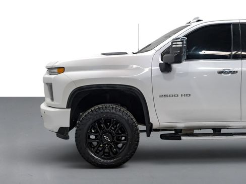 Used 2022 Chevrolet Silverado 2500 LTZ w/ LTZ Convenience Package AWD/4WD image 10