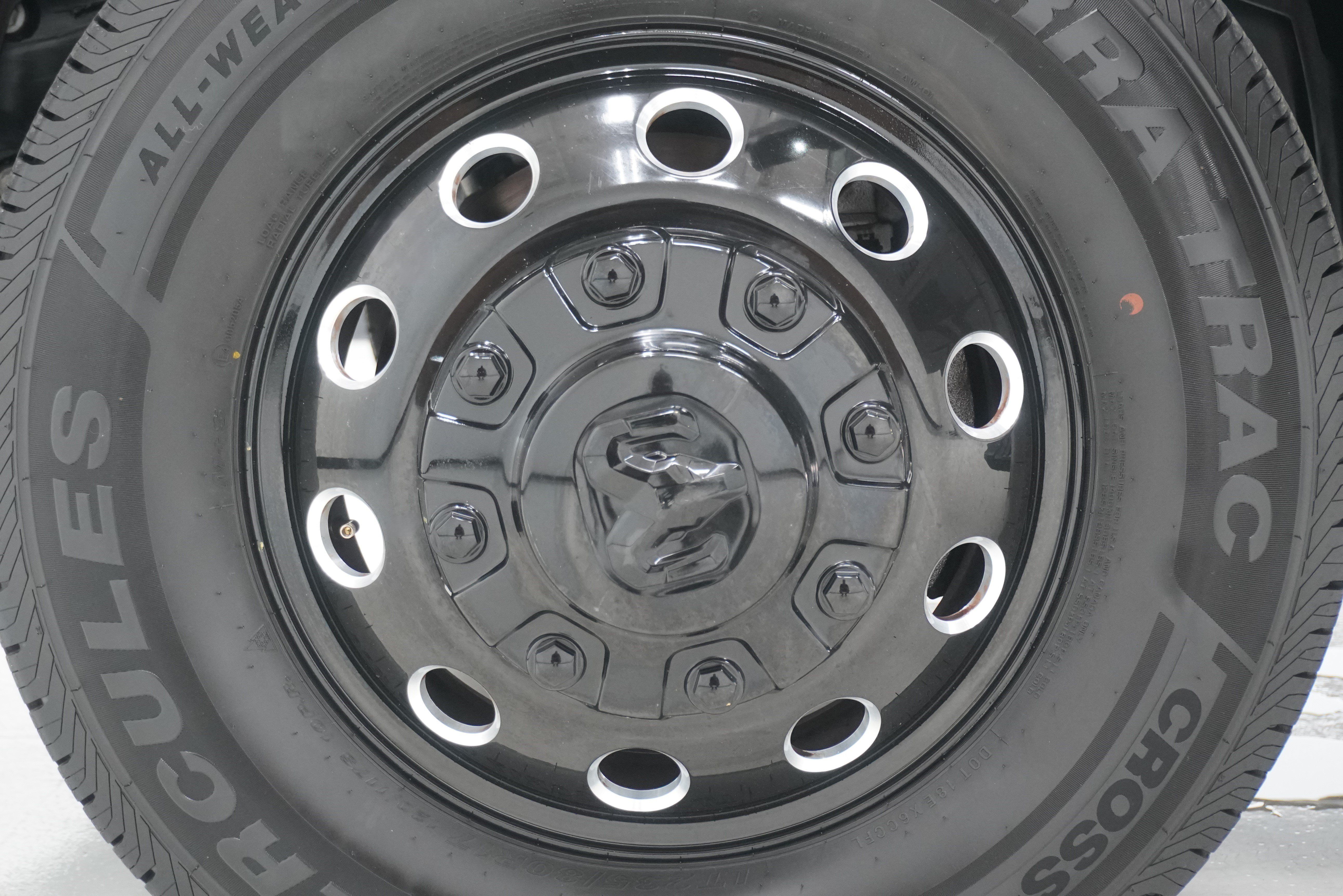 Used 2025 RAM 3500 Limited AWD/4WD image 35