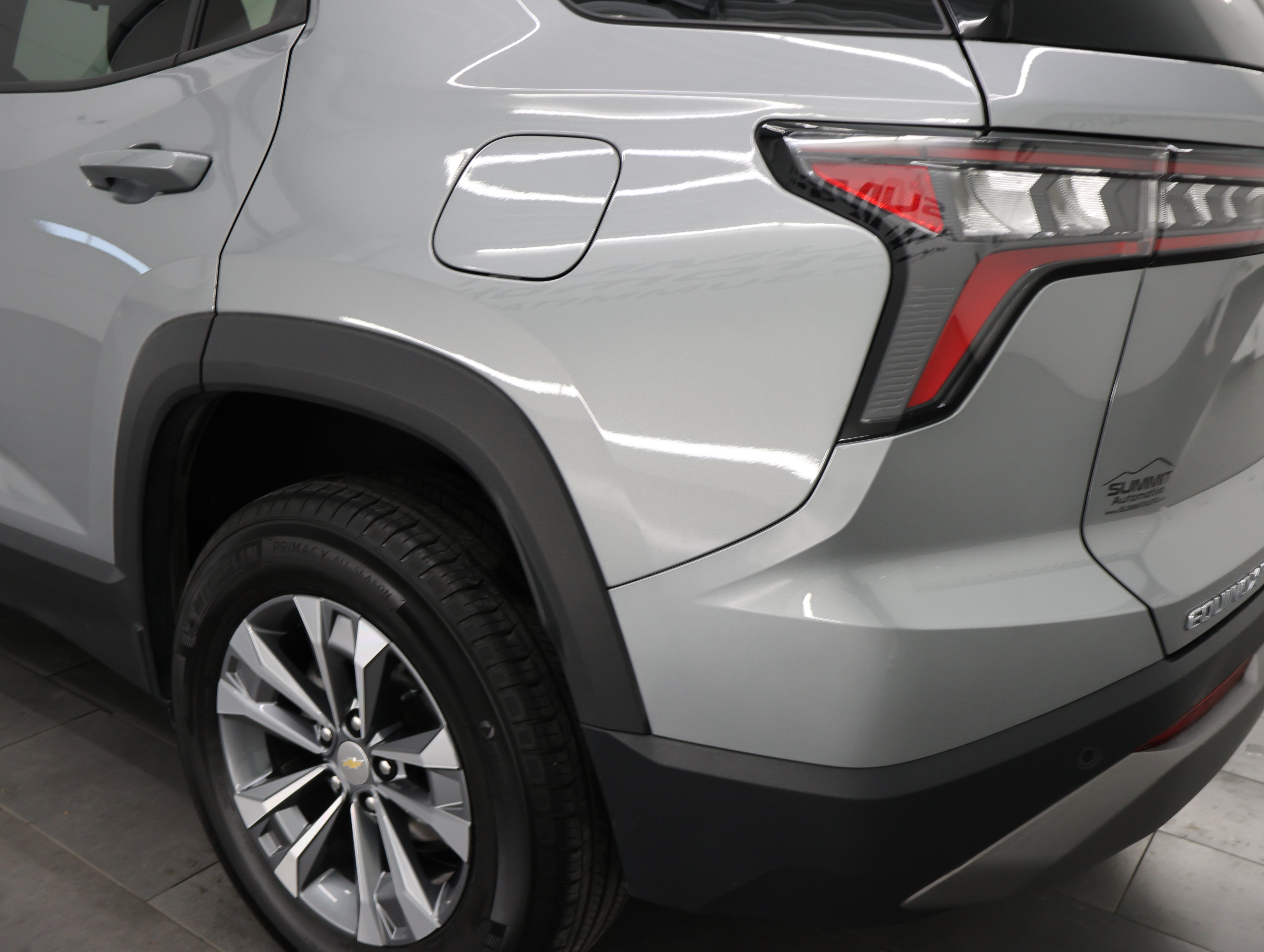 Used 2026 Chevrolet Equinox LT AWD/4WD image 28