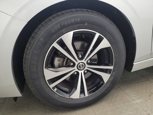 Used 2023 Nissan Sentra SV FWD image 31