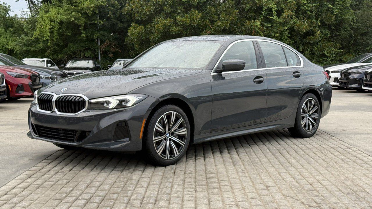 New 2026 BMW 330i Sedan w/ Premium Package RWD image 2