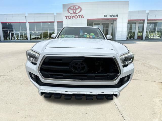 Used 2017 Toyota Tacoma SR5 w/ Tow Package AWD/4WD image 40