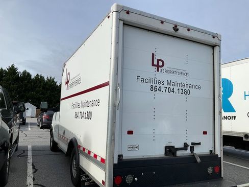 Used 2022 GMC Savana 3500 Work Van w/ Power Convenience Package image 4