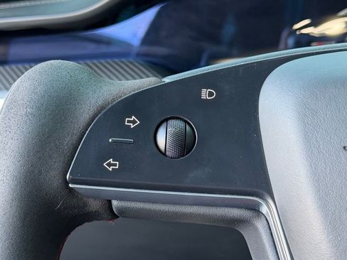 Used 2021 Tesla Model S Plaid image 37