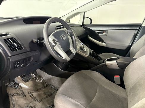 Used 2015 Toyota Prius Two image 21