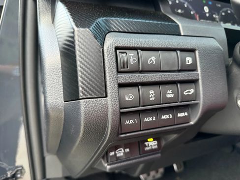 Used 2025 Toyota 4Runner Limited image 30