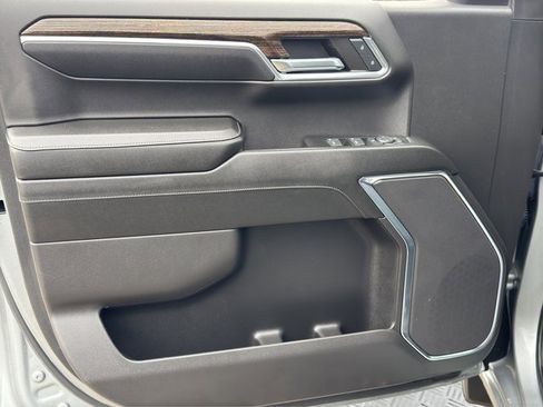 Certified 2024 GMC Sierra 1500 Elevation image 13