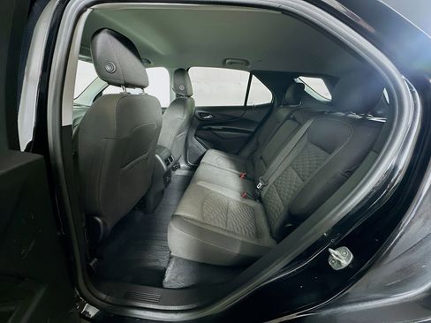 Used 2020 Chevrolet Equinox LT image 23