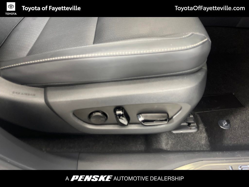 Used 2025 Lexus RX 350 Premium w/ Accessory Package (K3) FWD image 5