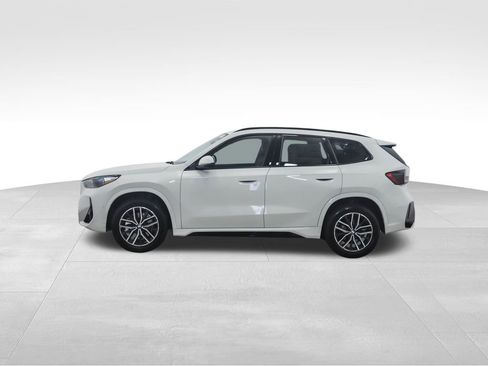 New 2026 BMW X1 xDrive28i w/ Technology Package image 3