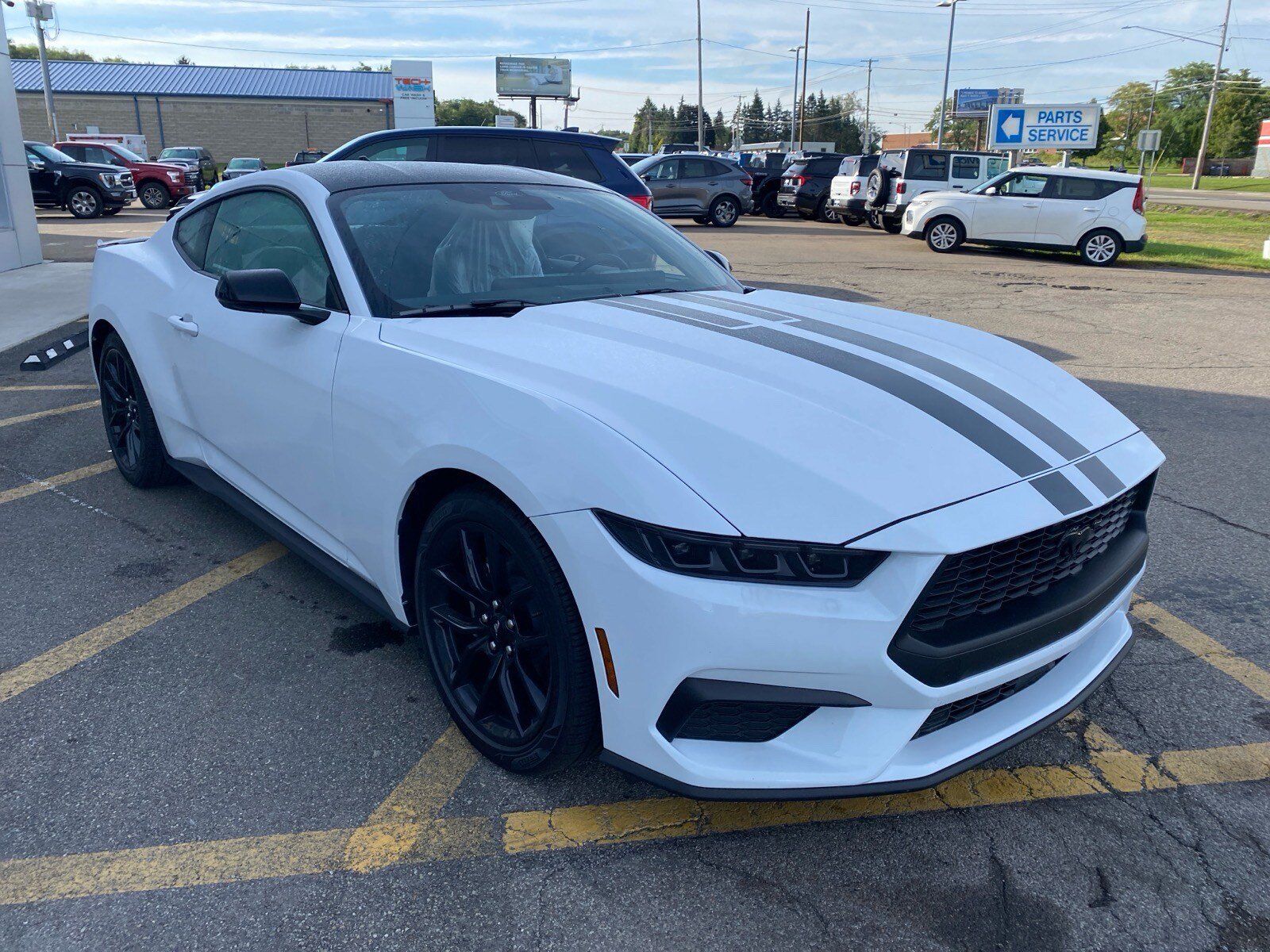 Used 2026 Ford Mustang Premium RWD image 8