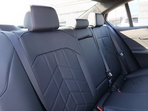 New 2026 BMW 530i image 12