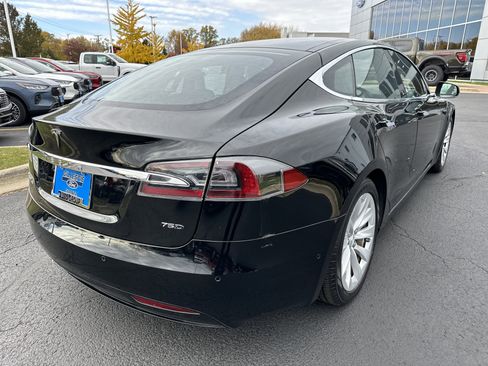 Used 2018 Tesla Model S 75D image 3
